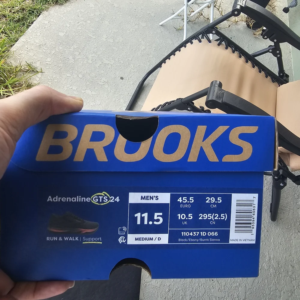 Size 11.5 - Brooks Adrenaline Gts 24 RARE COLOR Black/Burnt Sienna